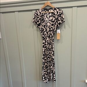 🖤 Halogen Black & Cream Patterned Midi Wrap Dress • Small • NWT